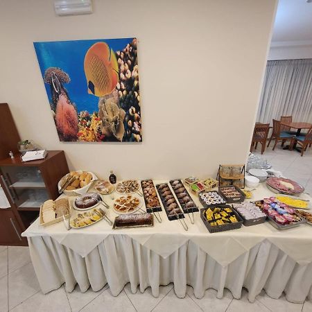 Hotel Savana Ρίμινι Εξωτερικό φωτογραφία